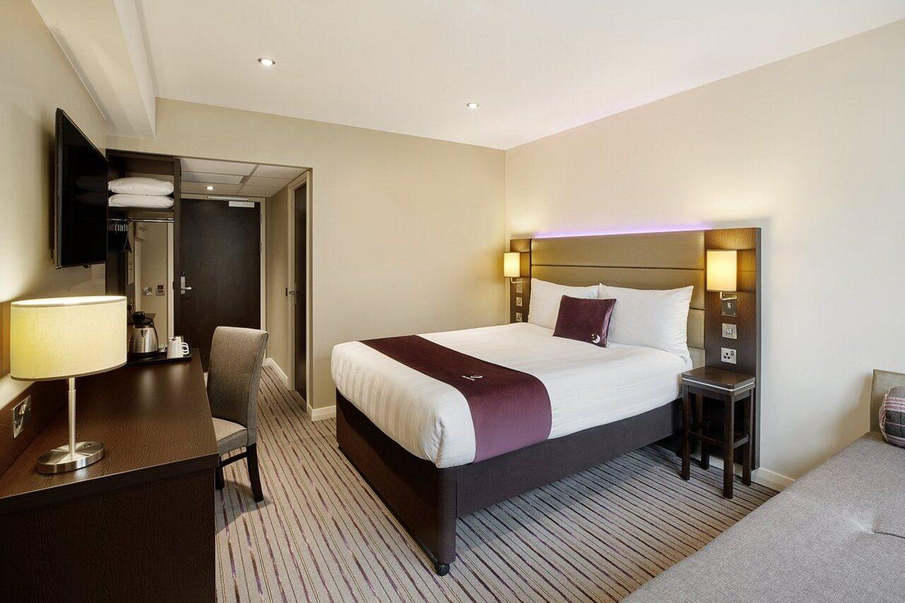 Premier Inn Brentwood Exterior foto